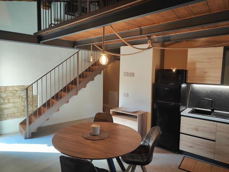 Volaterrae Deluxe Loft With Garden Apartment Volterra Bagian luar foto